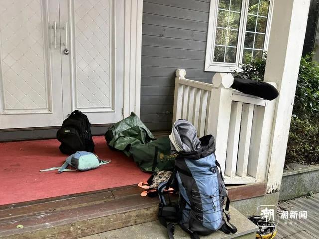 放下外卖箱，带帐篷泡面去旅行！连续三个中秋夜送快递的父子仨，今年“任性”了一次