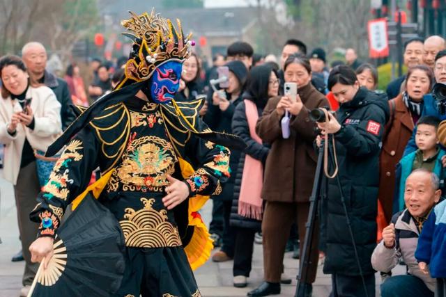 慢城千人长街宴，本周日开席！