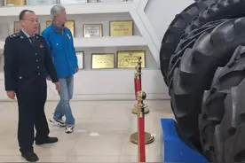修文税务精准服务助“灯塔工厂”化解风险图片