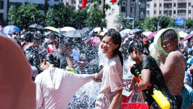 30万＋人次！连山“七月香”壮家戏水活动火爆出圈！