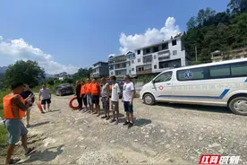 陈家河镇：开展防溺水应急演练 织密安全“防护网”图片