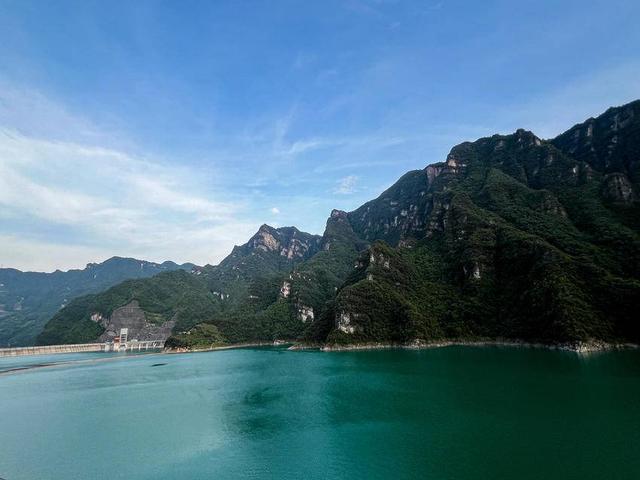 寻美鹤峰：山水交融 翡翠画廊江坪河