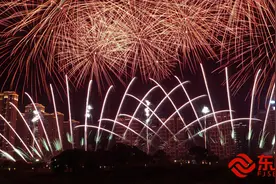福清新年焰火秀璀璨落幕 震撼视觉盛宴温暖跨年之夜图片