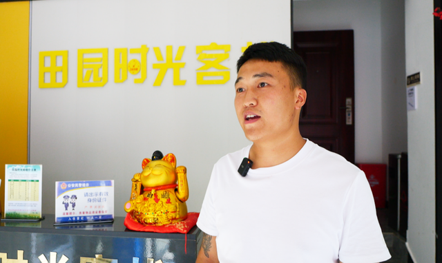 好热闹！七眼桥镇举行避暑旅居游客联谊活动→