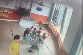 痛心！7岁女童被噎求助老师未果，不幸身亡…图片