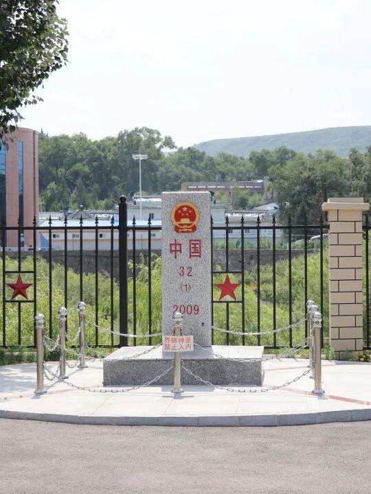 乘着高铁游白山 | 双节同庆 G331五彩边境自驾4日游