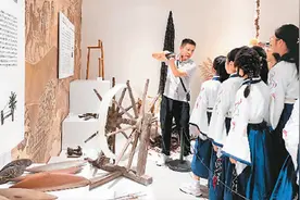 工业旅游人气旺图片