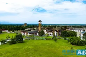 成都东软学院学校概况图片