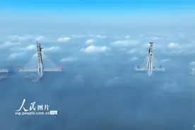 江苏常州：云端建桥图片