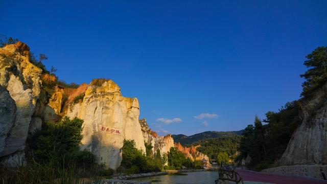 云南曲靖陆良县举行2025年文旅推介会