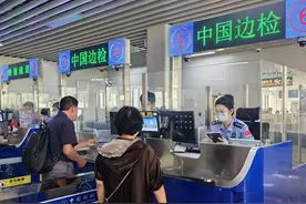 哈尔滨空港口岸上半年出入境旅客同比增156.7%图片