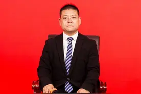 聊城最美退役军人杨本凯：扎根基层一线，把落后村庄变为美丽乡村图片