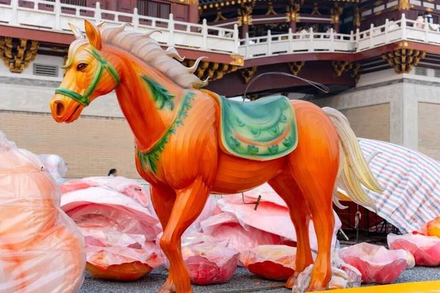 定档！演艺巡游、流光溢彩就在……