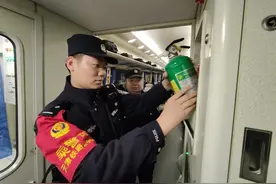 40个昼夜倾情守护 天津铁警圆满完成2025年春运安保工作图片
