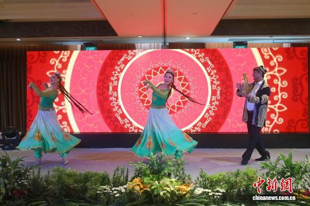 示威平息后雅加达经贸与文化活动再度升温