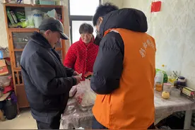 舞阳街道：“爱心卡”首单背后的温暖故事图片