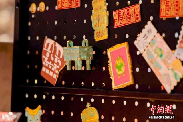 长假观展热带动文创消费 殷墟博物馆成文化“打卡地”