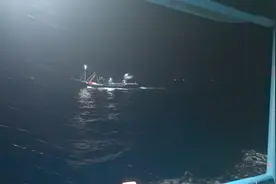 追鲜72小时｜开海第一船拉回上万斤！海上“叔侄档”迎来开门红图片