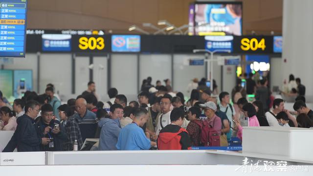 超两万旅客享受青海预约首乘服务