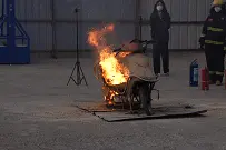 不起火、不爆燃？用水做电池原来优点这么多图片