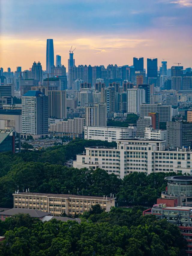 最好的秋天，在华师！