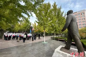 台湾少年启甘肃行 首站上演“轨道情”图片