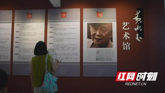 凤凰古城暑期文化旅游持续升温