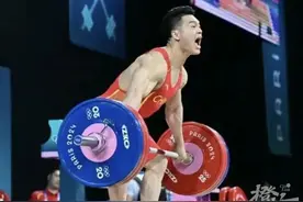 “啪”的一声，奥运冠军这里断了！意味着什么？他流泪道歉：实在受不了病痛的折磨……图片