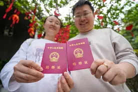 婚姻登记不要户口本，不被父母把关的婚姻会好吗？图片