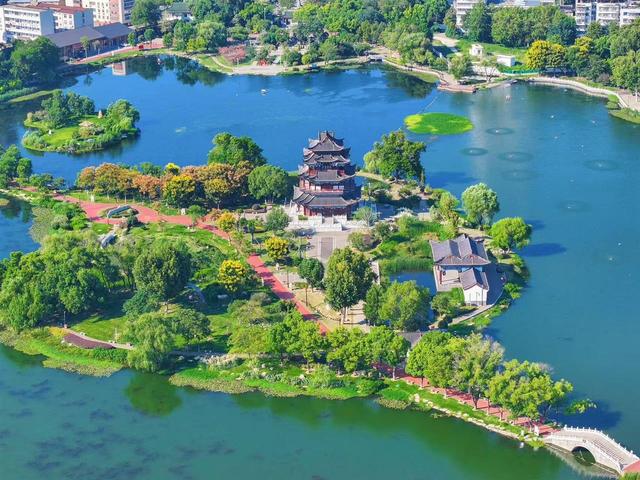 城事匠心 美好同行｜碧水为墨湖泊为卷：武昌“四线一口”治理焕新湖景风光