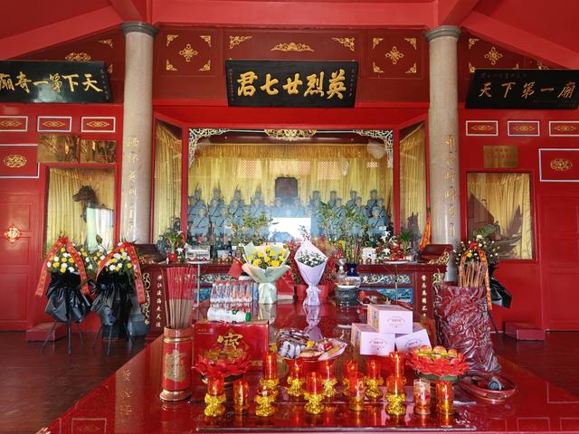 泉州有座解放军烈士庙，九旬老奶奶报恩守庙