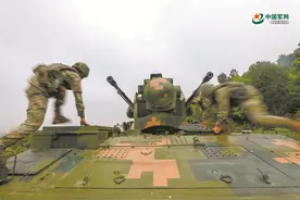 陆军某旅防空分队紧贴实战开展训练织密防空火力网图片