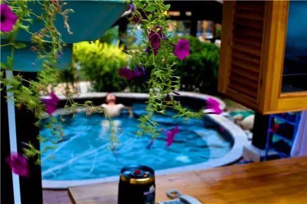 今日重阳 | 登高望远正当时，太白山邀您共赏秋韵雪景，邂逅温泉暖意