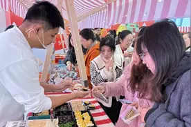湖北联通积极参加央企消费帮扶聚力行动助力农民增收图片