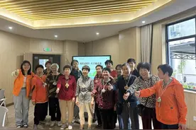 浓情过端午 巧手做香囊图片