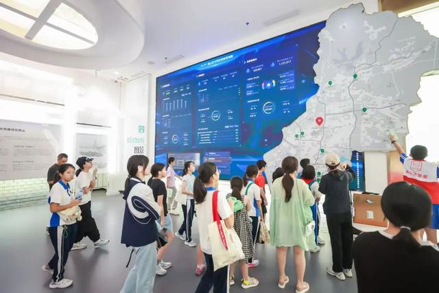 这条路线，看懂深圳！