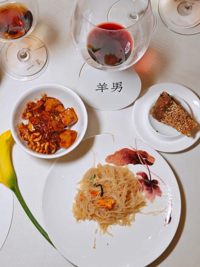 从西子湖畔到大运河边，睡遍好吃四季天