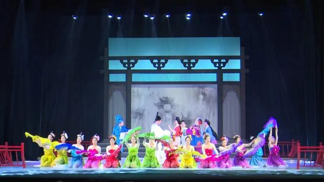 这个秋季，看全国C位南雄！