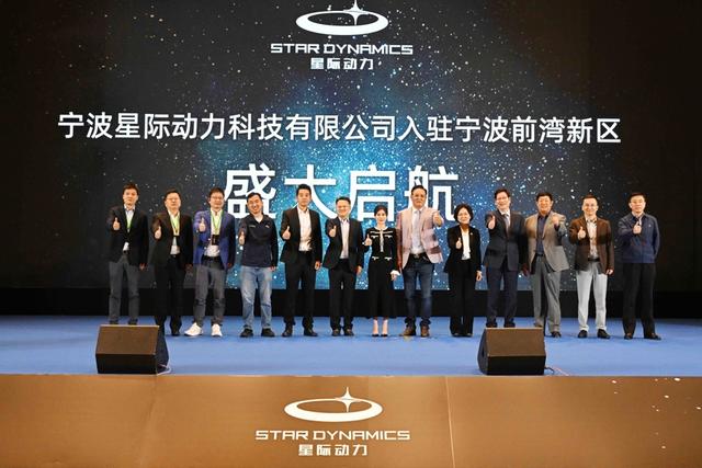 张海星：未来，机器人能像乐高积木一样，根据不同任务自由组合功能部件