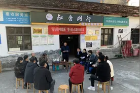 湖北十堰：烟邮共绘便民服务新蓝图图片