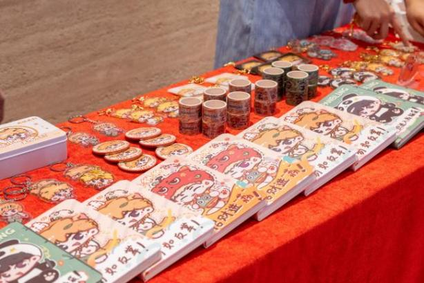 文旅嘉年华燃爆四会高速服务区 校地企解锁“路旅融合”新玩法