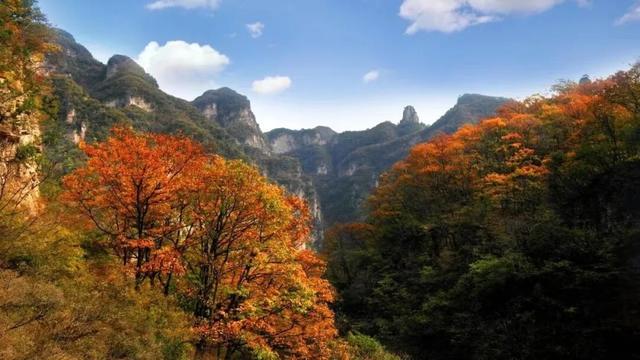 抓住秋天的尾巴，去“北方小桂林”选出你最爱的颜色~