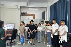 清新三坑：“雁归学子”进企业学本领，投身家乡产业发展图片