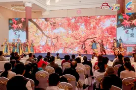 集章打卡、人偶巡游、VR体验……“北京消博会” 嗨翻周末图片