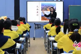 成眉携手耀杏坛 成都市双流区名师团队赴彭山五小开展送教活动图片
