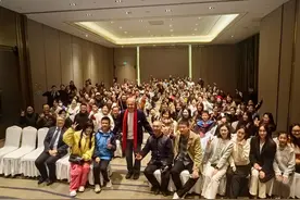 理查德·克莱德曼泰安见面会：钢琴王子与泰山文化的浪漫邂逅！图片
