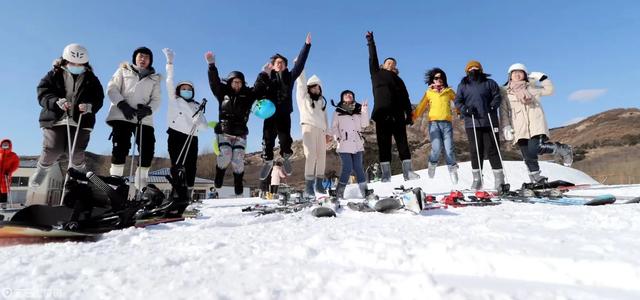 不止于雪！探访营口何家沟：一个滑雪场的四季“出圈”之路