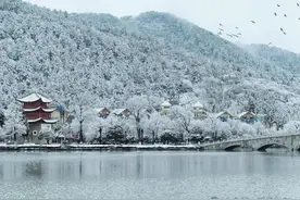 童话世界！云南下雪啦图片