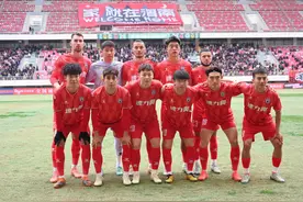 陕西联合2:1上海嘉定汇龙 迎西部杯足球邀请赛开门红图片