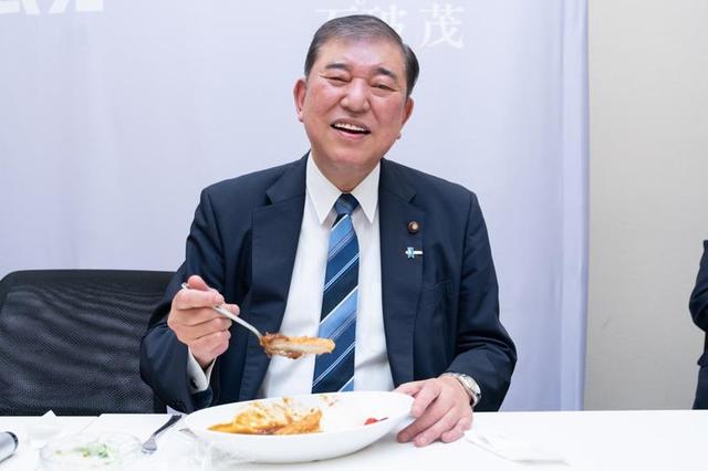 石破茂辞职 继任者之战打响